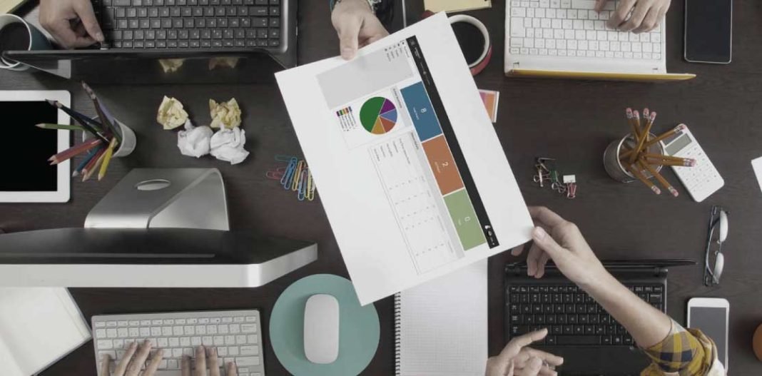 Awardco Pioneers Better Offline Recognition with AwardCodes HRTech Cube