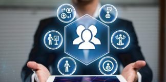 Focus on the Frontline: HR Tech’s Role in Connecting Deskless Team Members