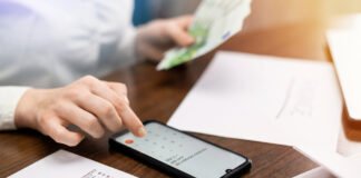 UnionHub Breaks Down Barriers to Employer Adoption of Voluntary Benefits UnionHub Breaks Down Barriers to Employer Adoption of Voluntary Benefits