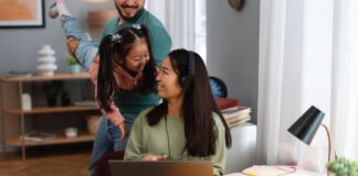 Redefining Balance: How Working Parents Can Negotiate Their Own Reality Redefining Balance: How Working Parents Can Negotiate Their Own Reality