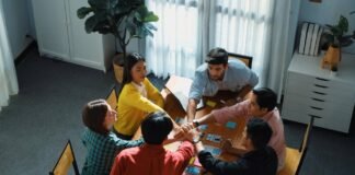 Dizzion Launches Halo: A Secure Every Browser Built for the Modern Workforce Dizzion Launches Halo: A Secure Every Browser Built for the Modern Workforce