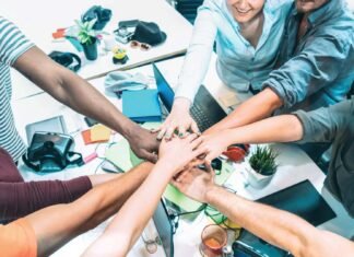 Empowering Employees with Flexible Work Options Empowering Employees with Flexible Work Options