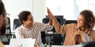 Profitable Firms 7% More Likely to Use AI for Better Employee Experience Profitable Firms 7% More Likely to Use AI for Better Employee Experience