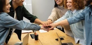 Semos Cloud Sets New Standard for Embedded Employee Experience Semos Cloud Sets New Standard for Embedded Employee Experience