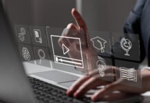 DXC’s Jennifer Ragone Recognized with 2025 N2Growth Leaders40 Top CHRO Award DXC's Jennifer Ragone Recognized with 2025 N2Growth Leaders40 Top CHRO Award