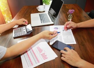 Cloud-Based HR Systems Streamlining Payroll and Onboarding in 2026