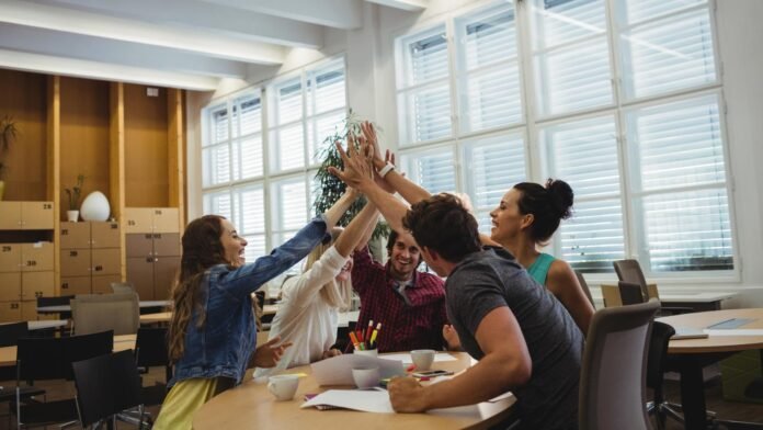 Strengthening Workplace Unity and Motivation This New Year’s Eve Strengthening Workplace Unity and Motivation This New Year’s Eve