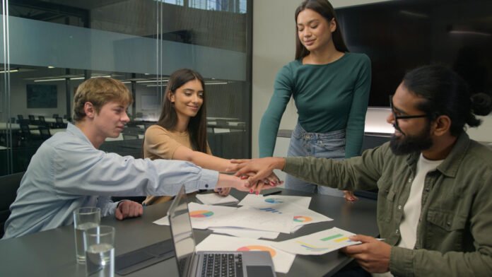 MangoApps Unifies the Modern Workplace with WFM and GenAI