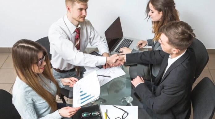 Resumes Are Getting Longer, Not Clearer, as ATS Anxiety Hits 77%