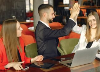 Asurint wins Bronze Stevie® for Compliance-Driven Client Success