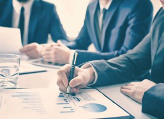 Human Judgment Still Key in Global Employment: Study