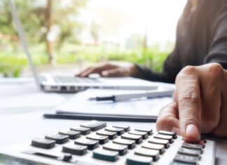 Lively: HR Adopts AI to Reclaim Time, Not Jobs