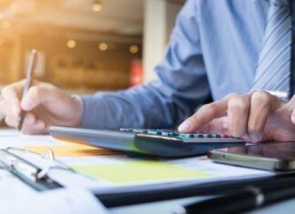 New Standard Research Shows Women Juggle Costs and Future Savings