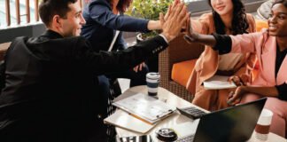 Office Spaces Are Misaligned with AI Shift, According to New HED Survey Graphic displaying data from the HED Office Survey regarding AI-driven workplace misalignment.