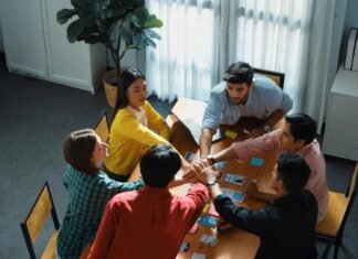 Andersen Consulting Partners with Solutia