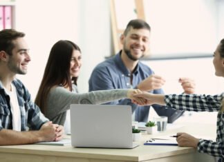 Study: Onboarding Helps Close Manufacturing Hiring Gap