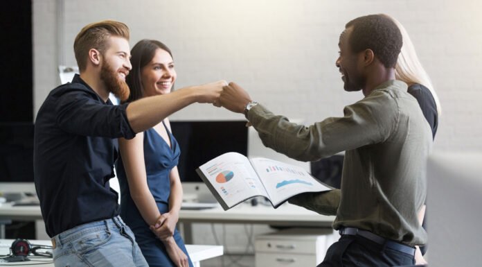 Firstup: Many Engaged Workers Still Eye Exit Plans