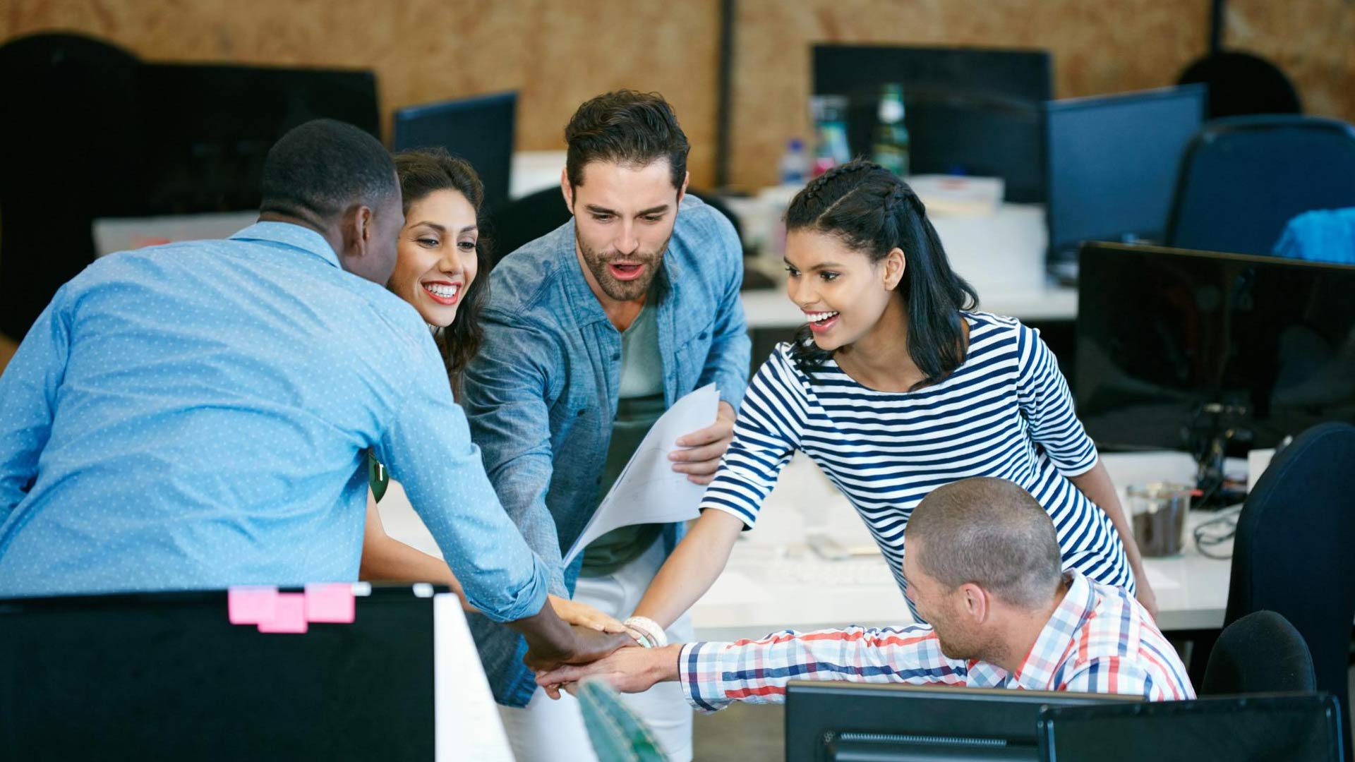 LumApps to Acquire Comeen to Expand AI Employee Hub into Workplace Experience