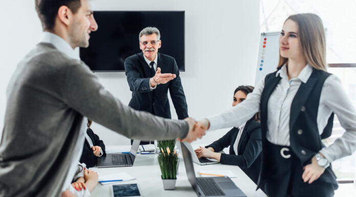 Referrals Boost Hiring Odds, but Canadians Underuse Them