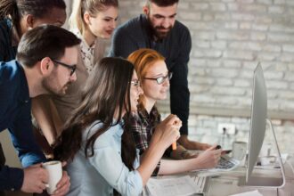 Boardmix Adds 100+ AI Agents to Online Whiteboard