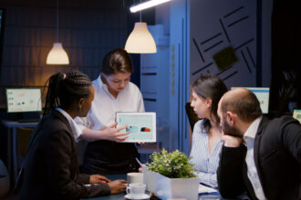 Clutch: AI Eases Job Search, Fuels Job Market Fears