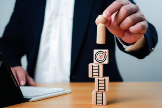 TeamViewer: AI Confidence Gap Slows Workplace Progress